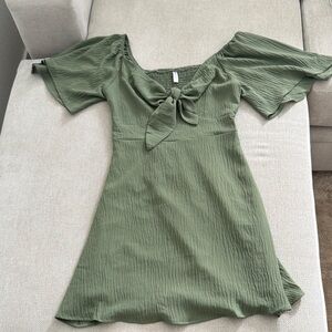 Elegant Green Women's Dress